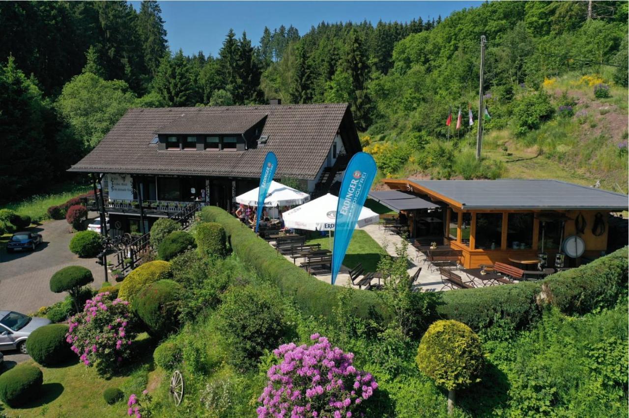 Hotel Haus Petra Stadtkyll Esterno foto